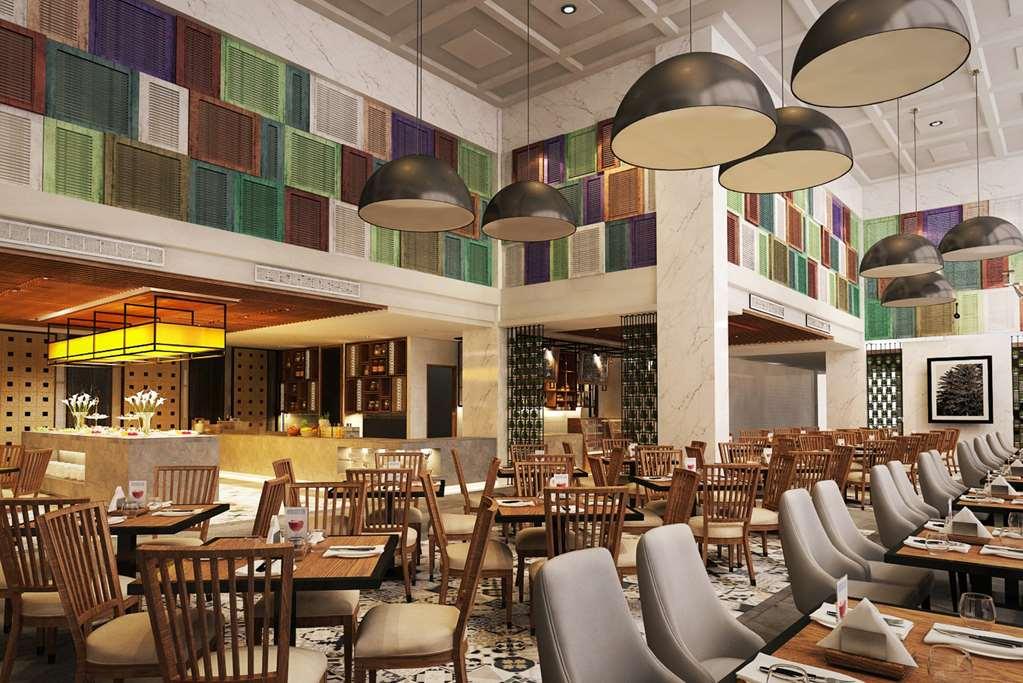 Отель Melia Bandung Dago Ресторан фото